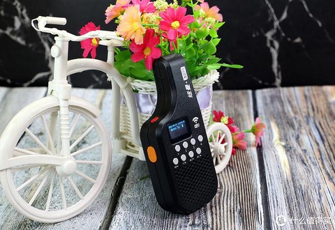 穿越火线对讲机怎么开